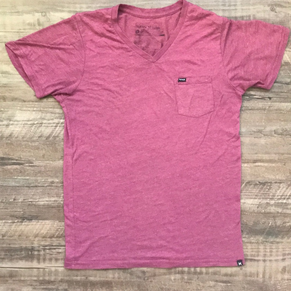 Red/ pink Hurley v-neck t-shirt!